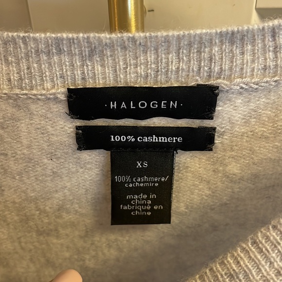 Halogen Cashmere Sweater Sz XS - Picture 2 of 2